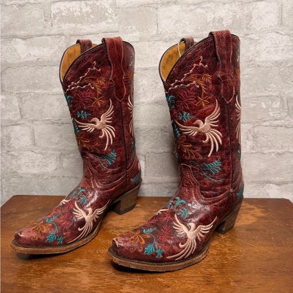 Corral Boots Other - HTF CORRAL Teens Maroon Embroidered Western Cowboy Boots Bird Floral Sz. 3